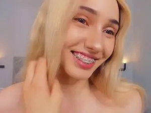 Dreamira  live sex cam