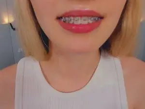 Dreamira  live sex cam