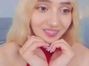 Dreamira  live sex cam