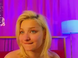 BarbaraFinch  live sex cam