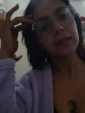 Lunitaamor  live sex cam