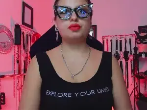 Slaverubi_  live sex cam