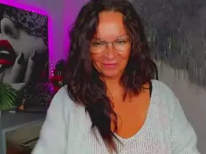 Helen_Wild  live sex cam