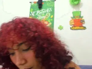 Ruby_RedMoon2  live sex cam