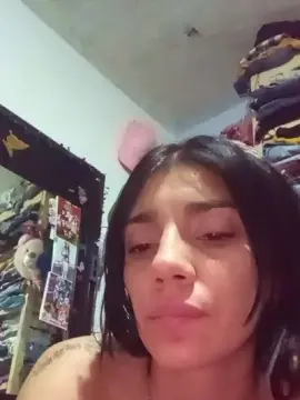 Mely42  live sex cam