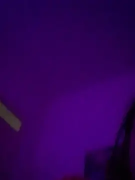 Sarabubbles  live sex cam