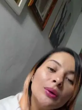 Lilipink89  live sex cam