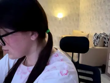 JennellSewade  live sex cam