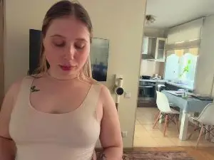 GayleneEsser  live sex cam