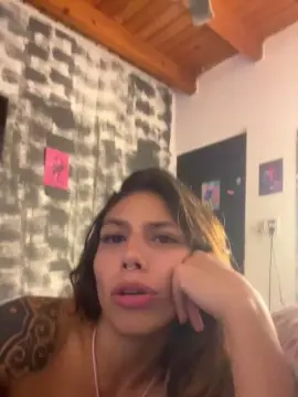 JulietaBass  live sex cam