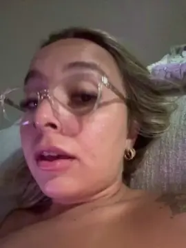 Bruna2023  live sex cam