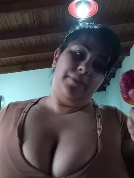 Chipicurvy  live sex cam