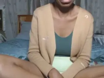 Lupitah09  live sex cam