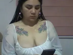 Anii222  live sex cam