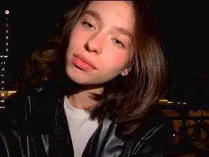 AnnieRaborn  live sex cam