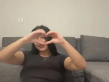 RubieLilyquist  live sex cam