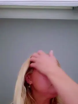 Beatrice9798  live sex cam