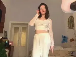 HilariaKnehans  live sex cam