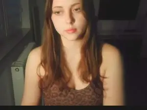 JuleeGausman  live sex cam