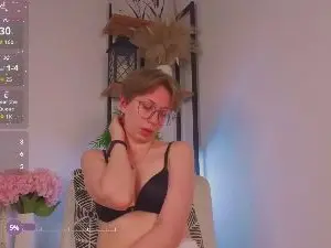 KarrieAlvez  live sex cam