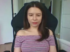 LariceSweetgirl  live sex cam