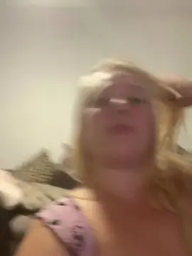 Tstar1g  live sex cam