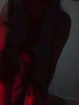KLOE  live sex cam