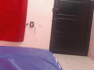 Vanesablack18  live sex cam