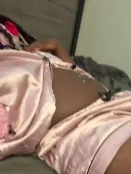 Ebonymommy  live sex cam