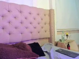 Natasha_Claus  live sex cam