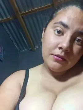 VanessaV83  live sex cam