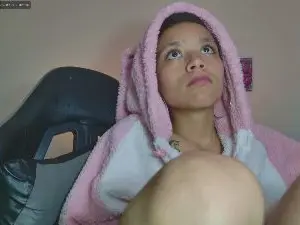 Malikaxnoor  live sex cam