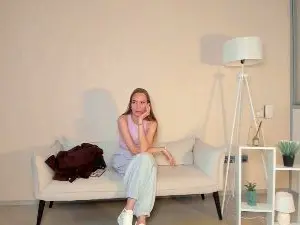 EdieAprigliano  live sex cam