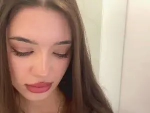 EmilySamford  live sex cam