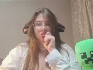 TonyaByker  live sex cam