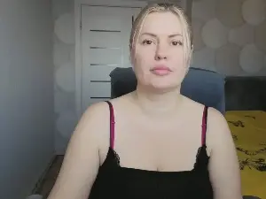 CrystallAngel  live sex cam