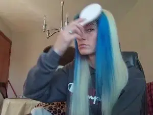 Emwarr1998  live sex cam
