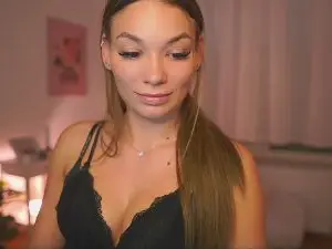 ChloeLux  live sex cam