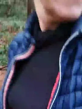 Cumonme17  live sex cam