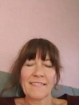Cumonme17  live sex cam