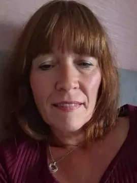 Cumonme17  live sex cam