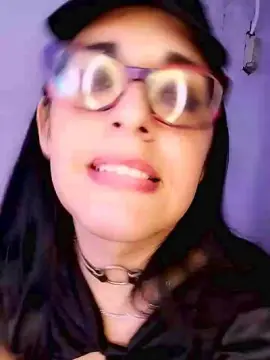 Girasolardiente  live sex cam