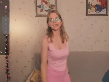 LynneCrust  live sex cam