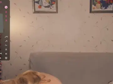 LynneCrust  live sex cam