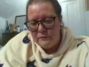 Starsquirt79  live sex cam