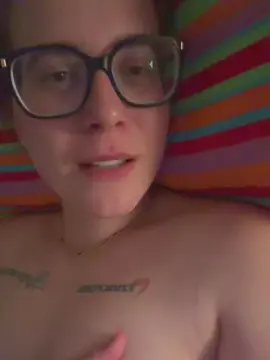 Albicoccabianca  live sex cam