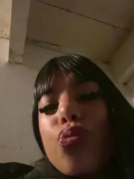 Chulita22  live sex cam
