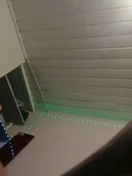 Yinomercy  live sex cam