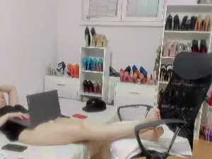 Dominantmiss8  live sex cam