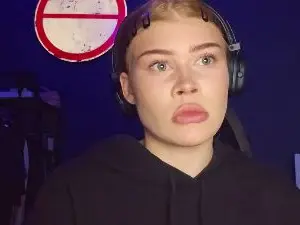 DanutaSwierk  live sex cam